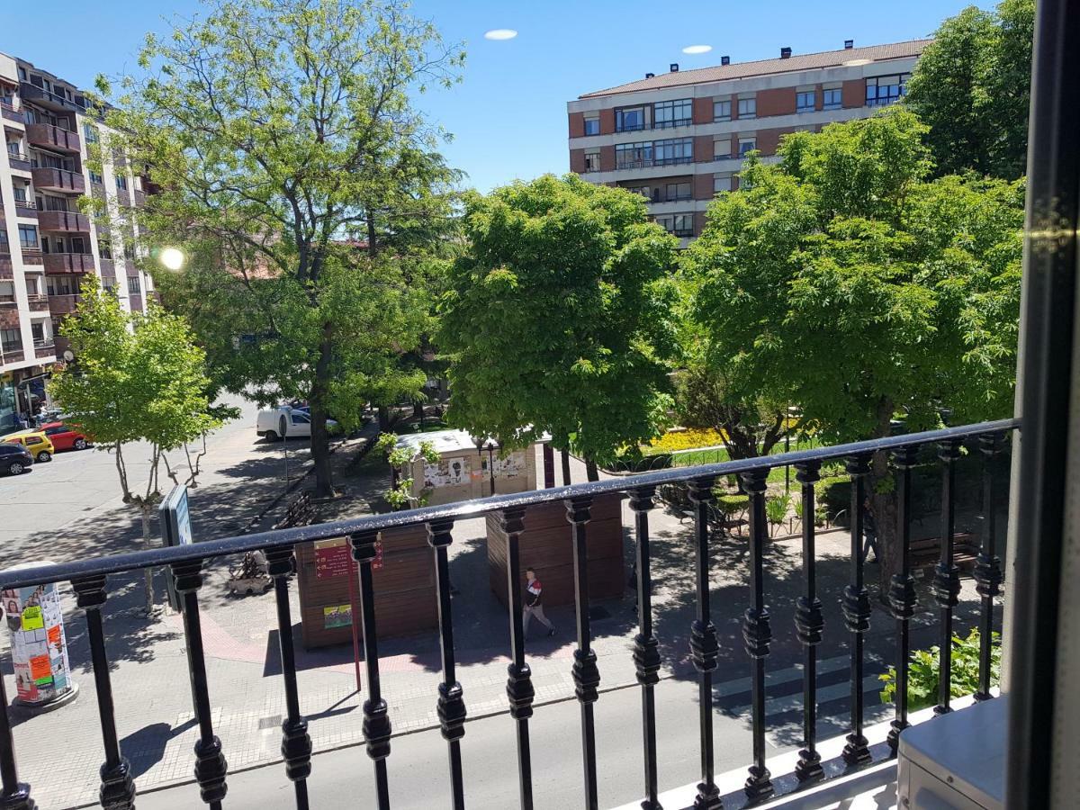 Apartamentos Aranda - Atico Duero Aranda de Duero Bagian luar foto